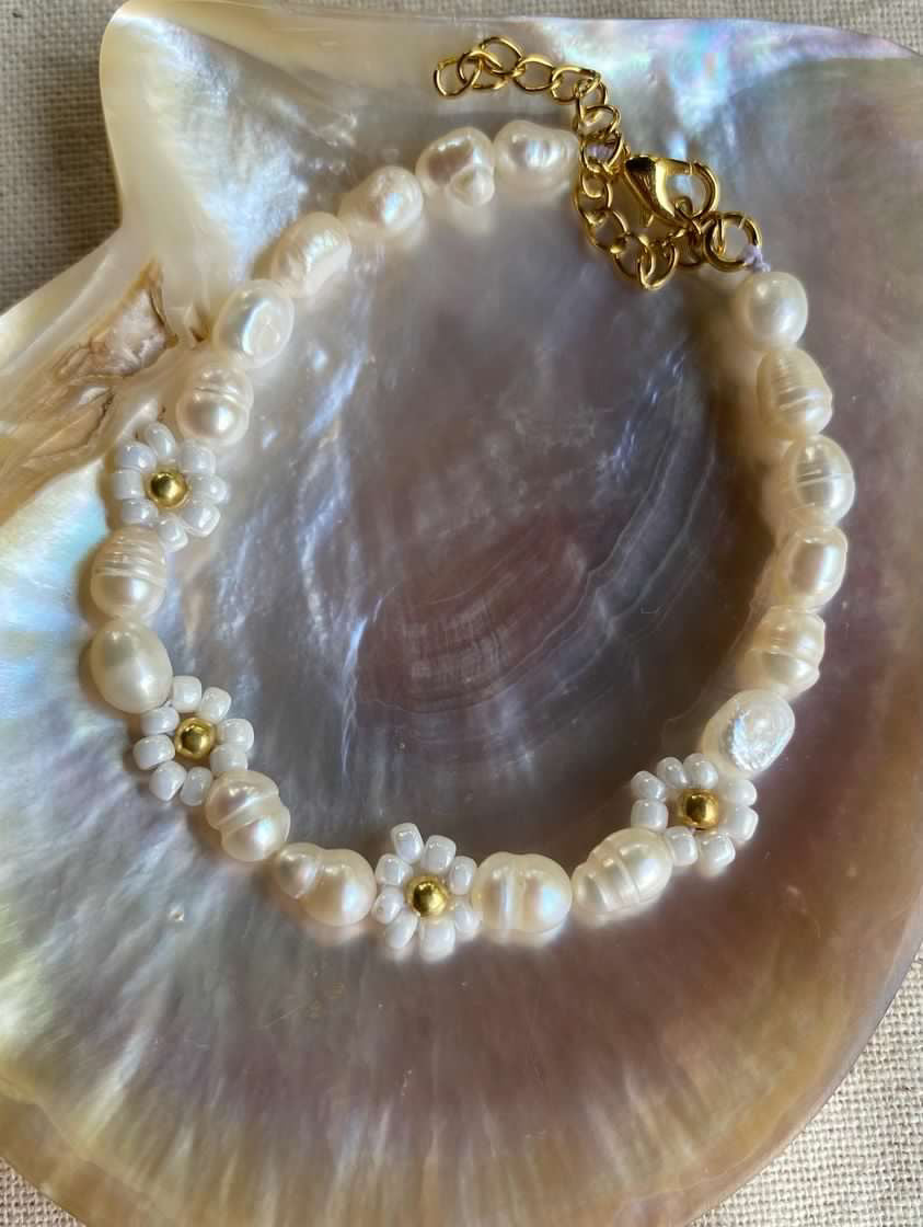 Lea Bracelet