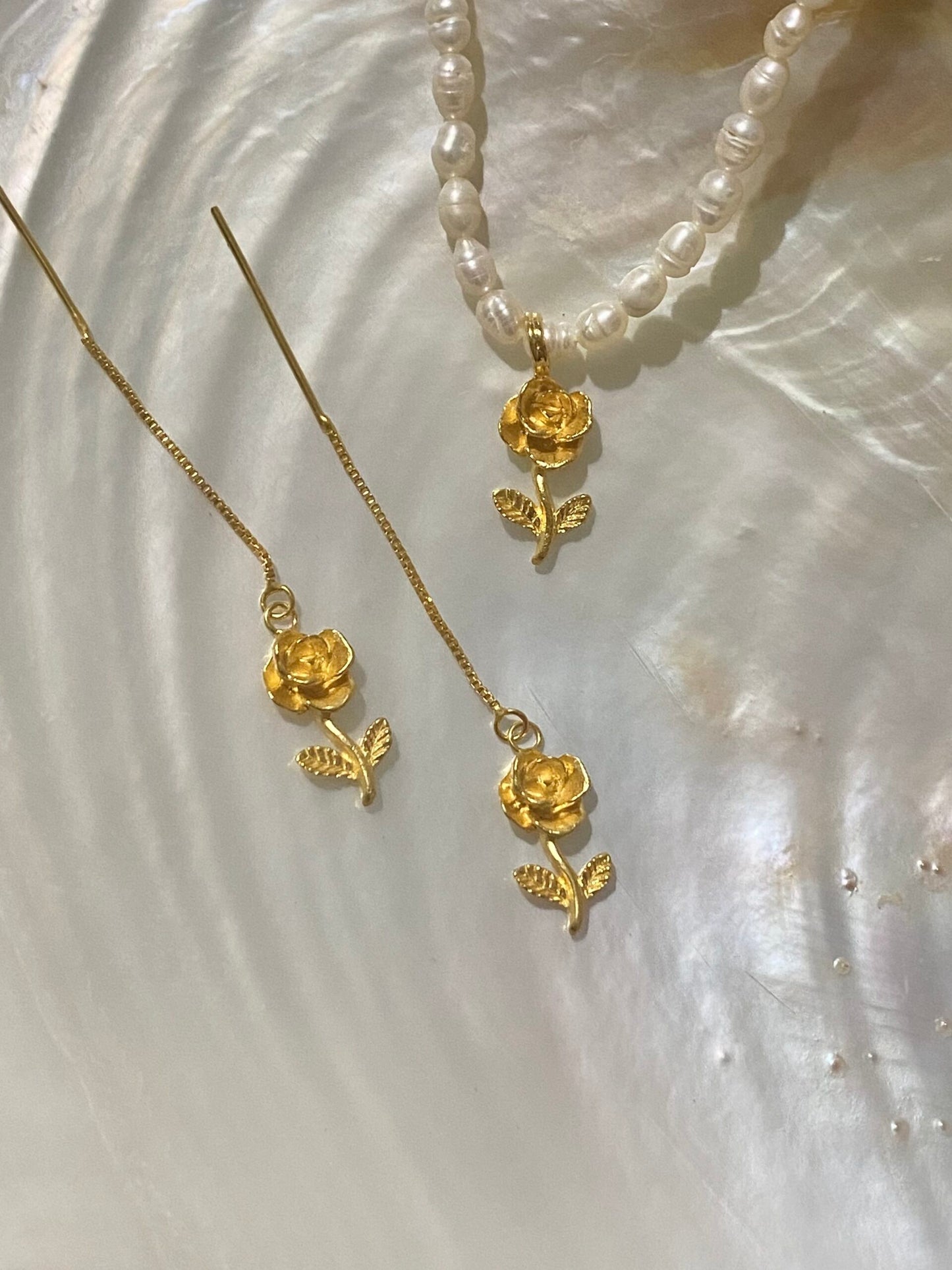 I bloom earrings