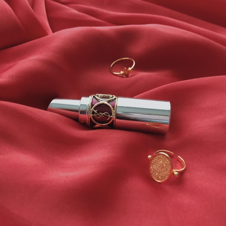 Oval-shaped ring