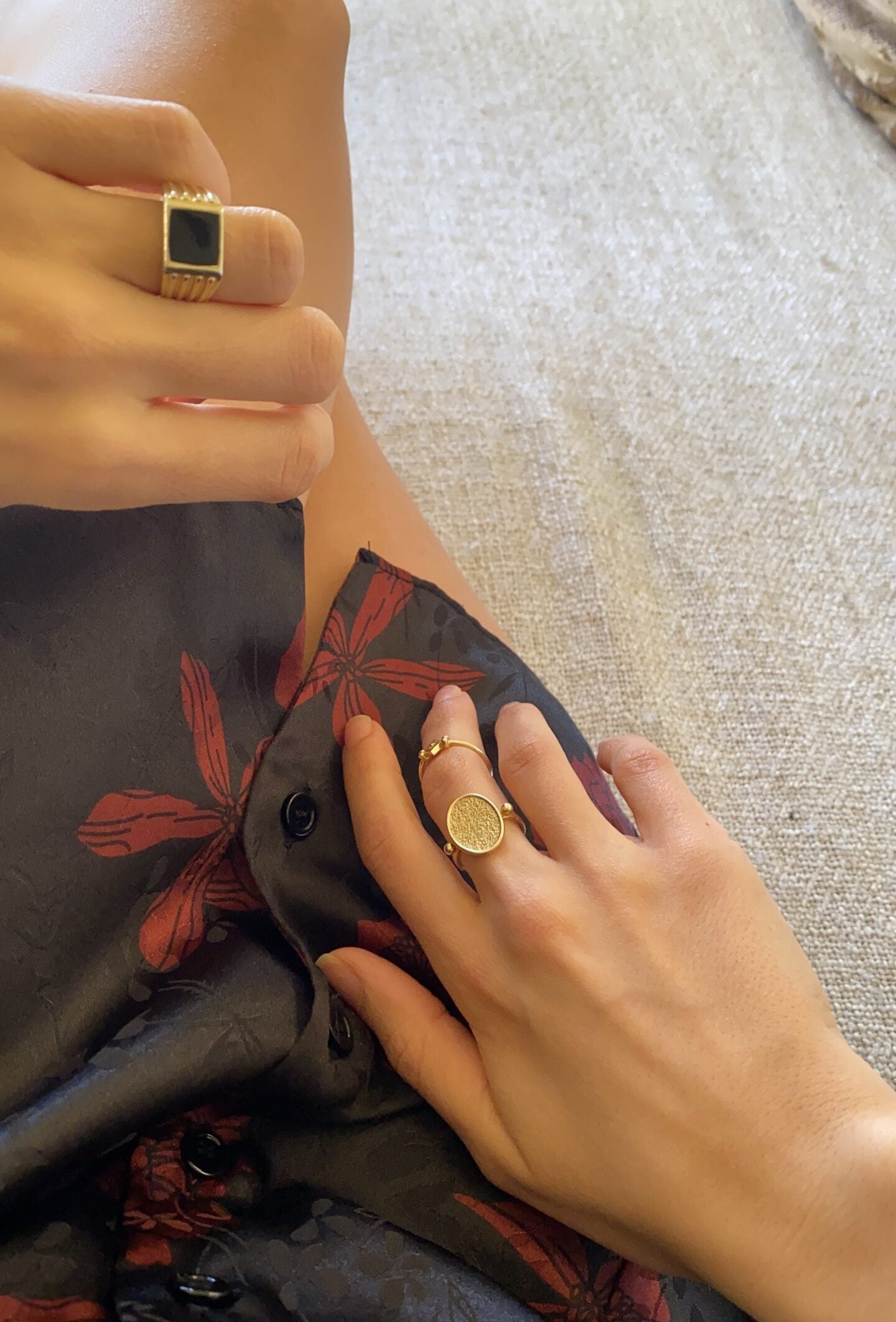 Oval-shaped ring