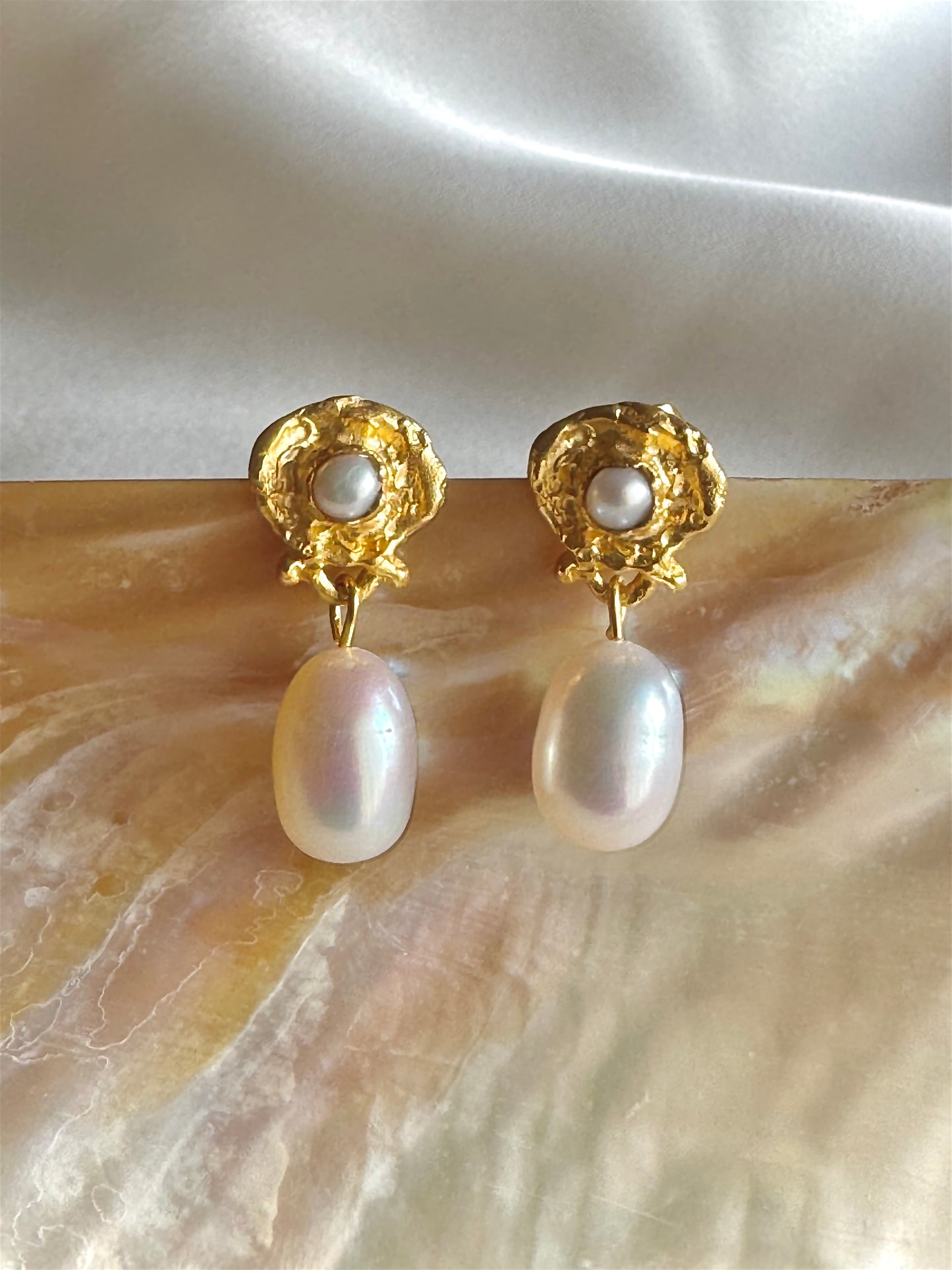 Royal Aura Earrings